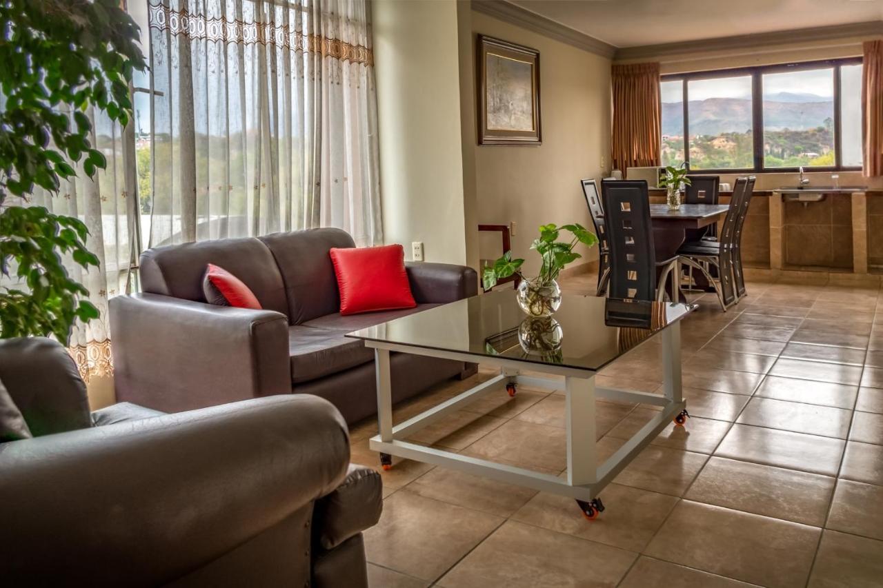 Hotel Ceibos